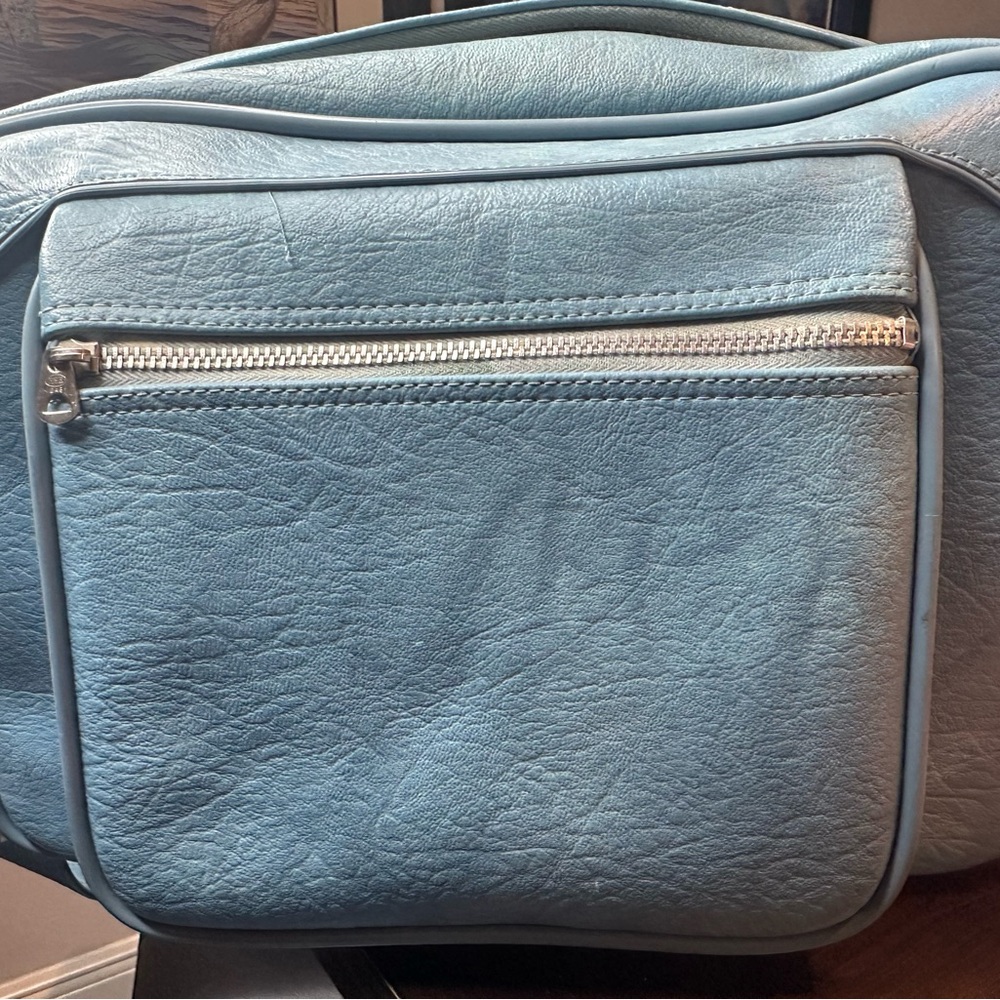 American Tourister Sky Blue Leather Bag